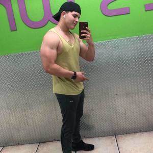 Meet your Posher, Angel alberto